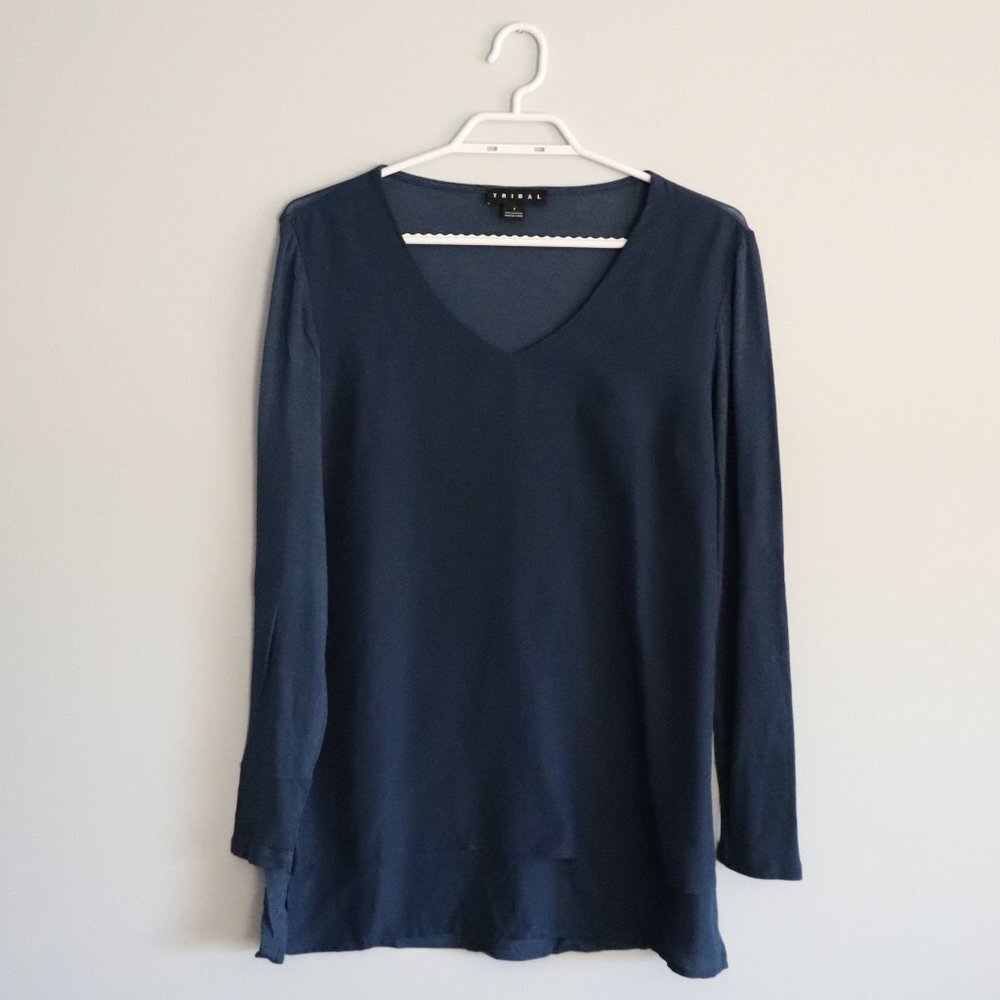 Tribal Women's Small‎ Blue V-Neck Lightweight Relaxed Long Sleeve Flowy Top